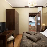 Lovorka By Interhome