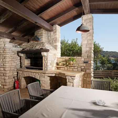 Lovorka By Interhome *