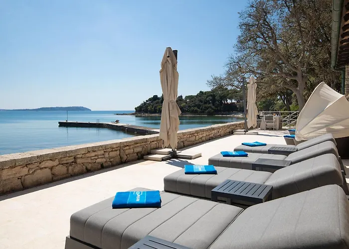 Villa Lovorka By Interhome Pula