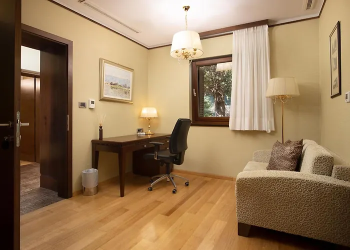 Lovorka By Interhome *