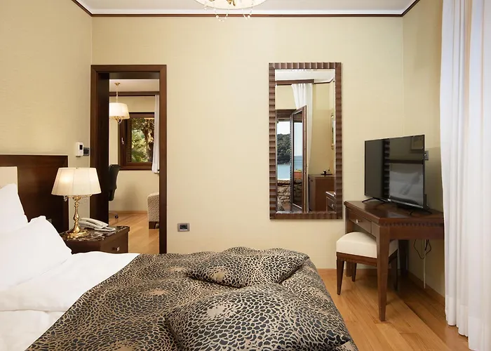 Villa Lovorka By Interhome Pula