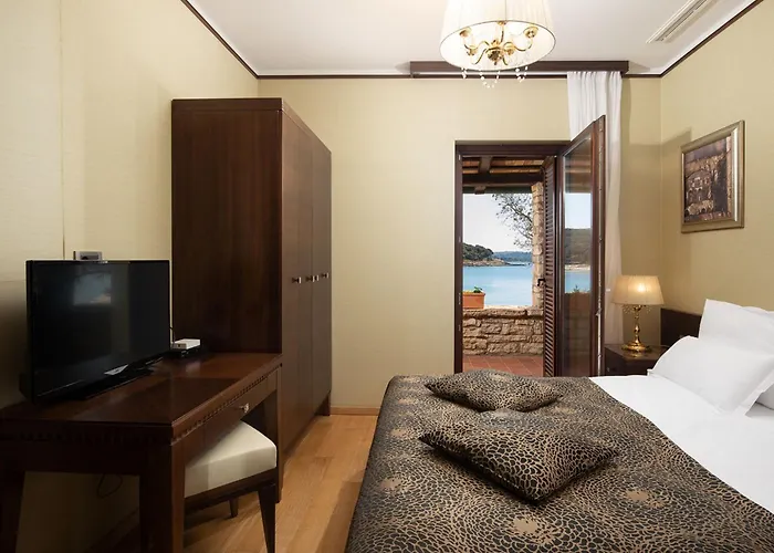 Lovorka By Interhome